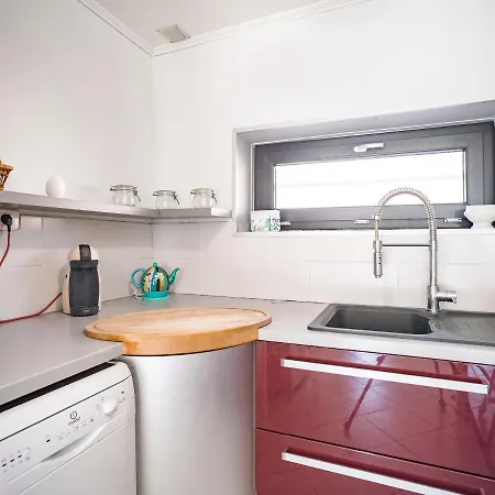 Apartment Sun House - Terrasse Parking Prive Gratuit Troyes