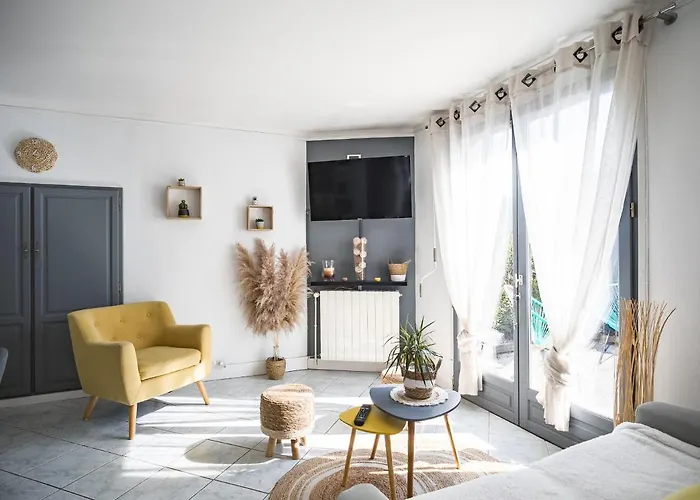 Sun House - Terrasse Parking Prive Gratuit * Troyes