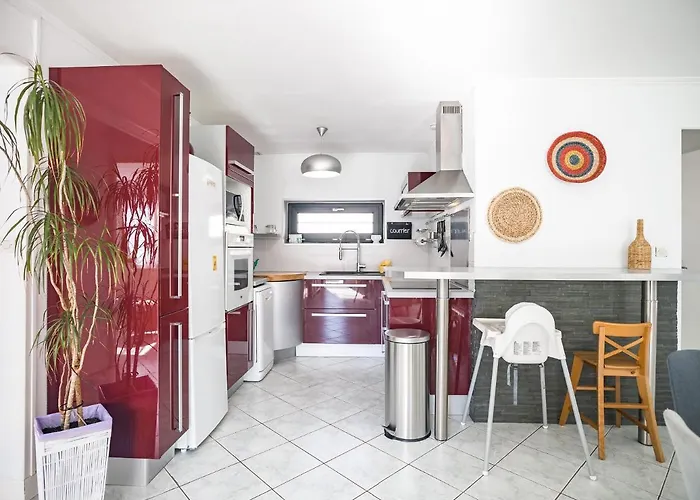 Sun House - Terrasse Parking Prive Gratuit * Troyes