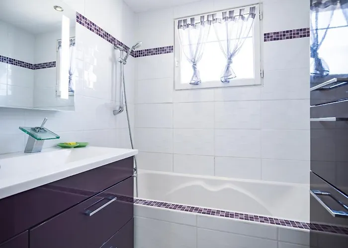 Sun House - Terrasse Parking Prive Gratuit